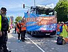 – Fünf vor Zwölf startklar mit unseren orangen Pressewesten auf dem Mundsburger Damm.